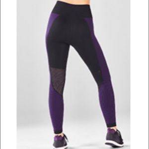 High-Waisted Seamless Rib Legging